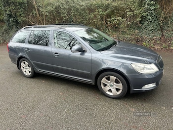 Used Skoda Octavia 2010 for sale - 77332218: Photo