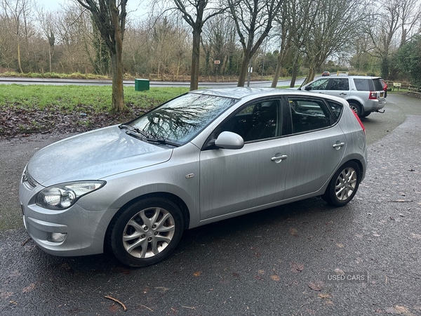 Used Hyundai i30 2010 for sale - 76953632: Photo 2