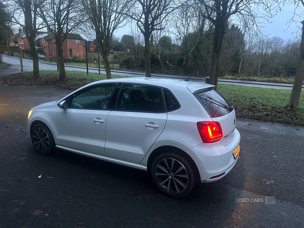 Used Volkswagen Polo 2017 for sale - 76953642: Photo 3