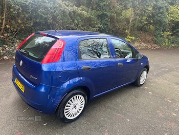 Used Fiat Grande Punto 2009 for sale - 76729607: Photo