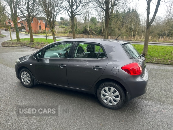 Used Toyota Auris 2010 for sale - 77647349: Photo 3