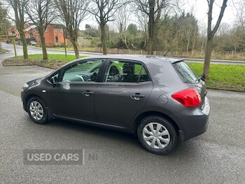 Used Toyota Auris 2010 for sale - 77647349: Photo