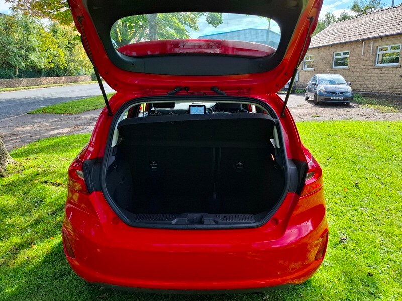 Used Ford Fiesta 2018 for sale - 75666769: Photo 9