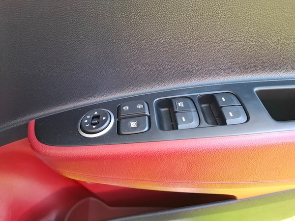Used Hyundai i10 2017 for sale - 75503614: Photo 11
