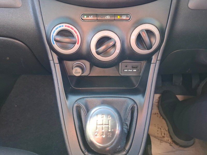 Used Hyundai i10 2011 for sale - 78111523: Photo 16