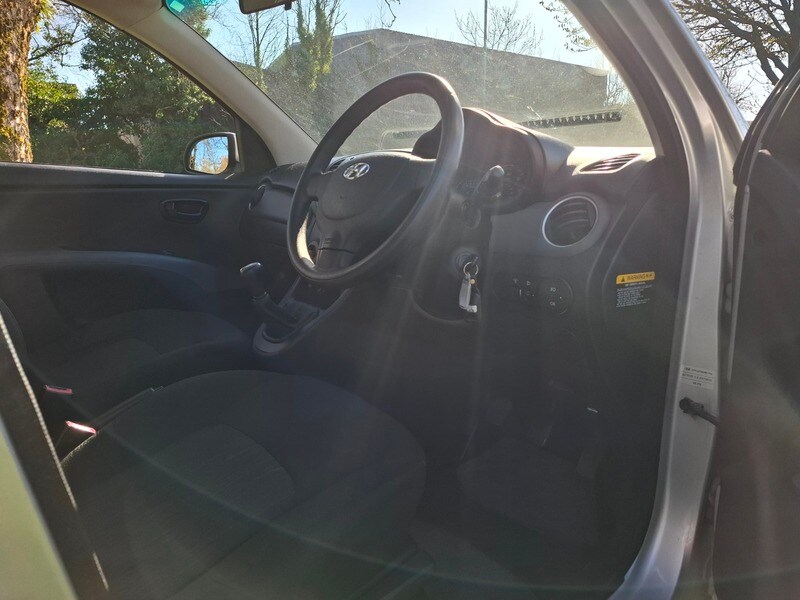 Used Hyundai i10 2011 for sale - 78111523: Photo 17