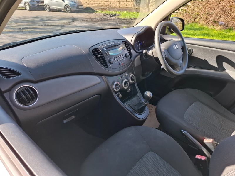 Used Hyundai i10 2011 for sale - 78111523: Photo 5