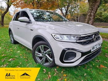 Used Volkswagen T-Roc 2022 for sale - 76304506: Photo