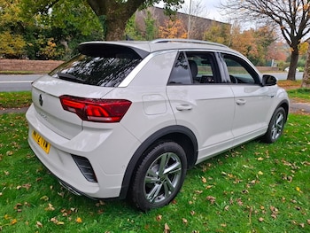 Used Volkswagen T-Roc 2022 for sale - 76304506: Photo