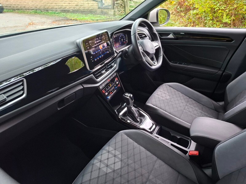 Used Volkswagen T-Roc 2022 for sale - 76304506: Photo 5