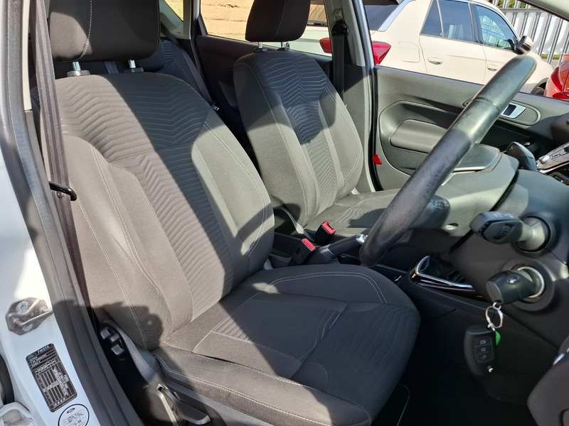Used Ford Fiesta 2013 for sale - 77953613: Photo 17
