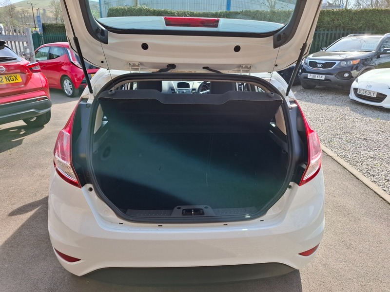 Used Ford Fiesta 2013 for sale - 77953613: Photo 9