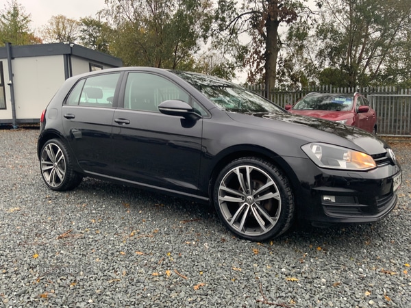 Used Volkswagen Golf 2017 for sale - 76419450: Photo 2