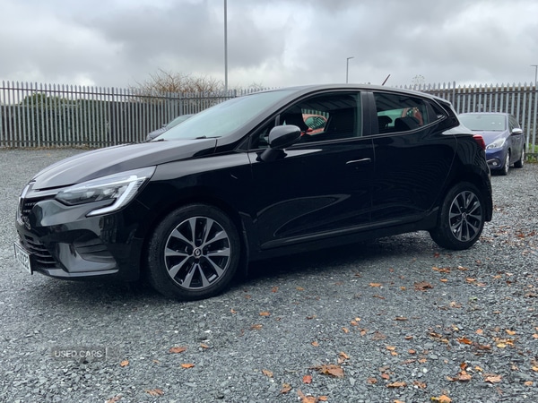 Used Renault Clio 2021 for sale - 76486226: Photo 3