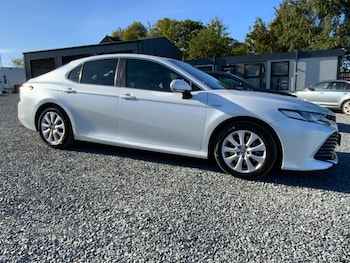 2020 - 2.5 VVT-i Hybrid Design 4dr CVT