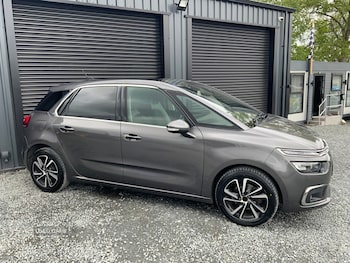 Used Citroen C4 Picasso 2018 for sale - 78663200: Photo
