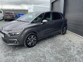 Used Citroen C4 Picasso 2018 for sale - 78663200: Photo