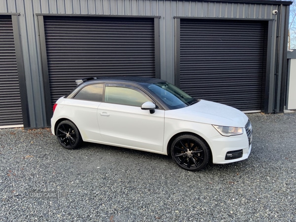 Used Audi A1 2015 for sale - 76866657: Photo 2