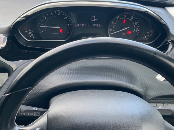 Used Peugeot 208 2017 for sale - 76500226: Photo 8