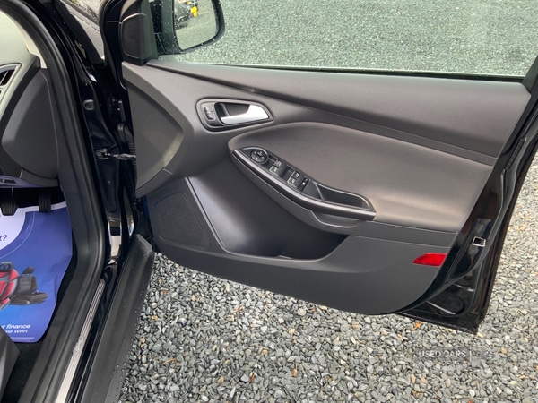 Used Ford Focus 2017 for sale - 76729789: Photo 5