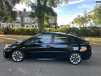 Used Toyota Prius 2016 for sale - 78340940: Photo