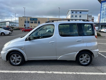 Used Toyota Yaris Verso 2004 for sale - 78532535: Photo