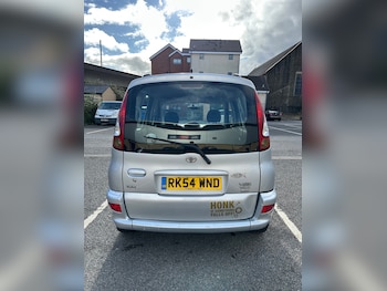 Used Toyota Yaris Verso 2004 for sale - 78532535: Photo