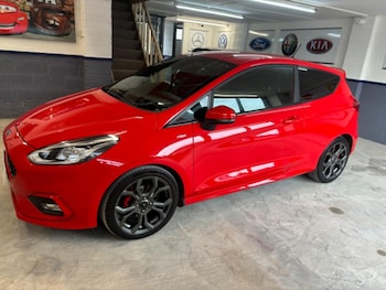 Used Ford Fiesta 2018 for sale - 76035022: Photo