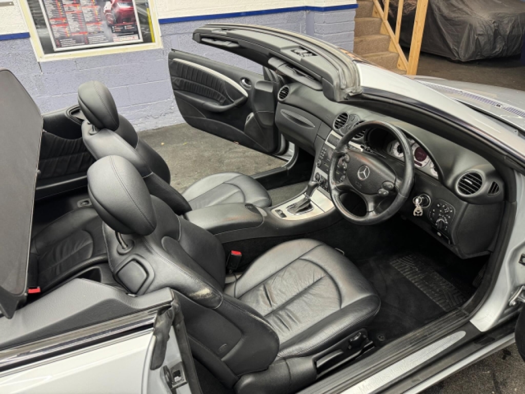 Used Mercedes-Benz CLK 2006 for sale - 76726081: Photo 24