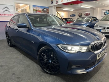 2022 (22) - 2.0 330e 12kWh SE Pro Auto Euro 6 (s/s) 4dr