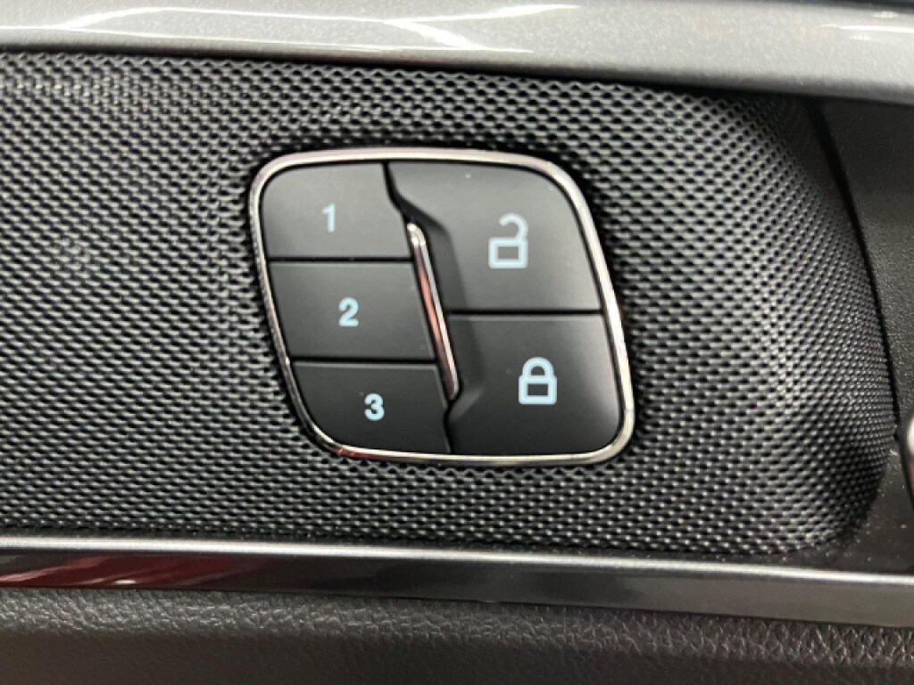 Used Ford Mondeo 2019 for sale - 76320822: Photo 38