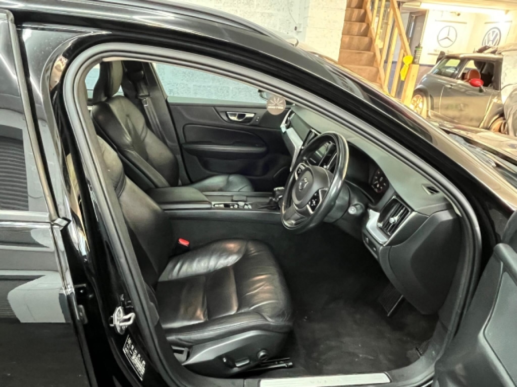 Used Volvo V60 2020 for sale - 76935474: Photo 16