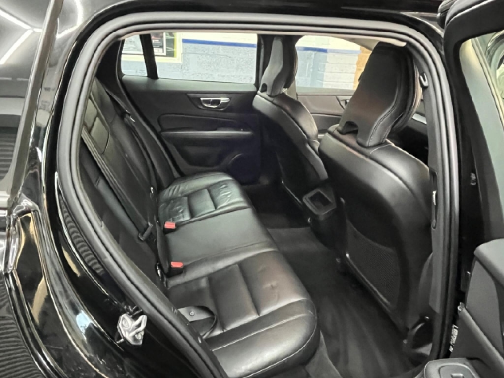 Used Volvo V60 2020 for sale - 76935474: Photo 17