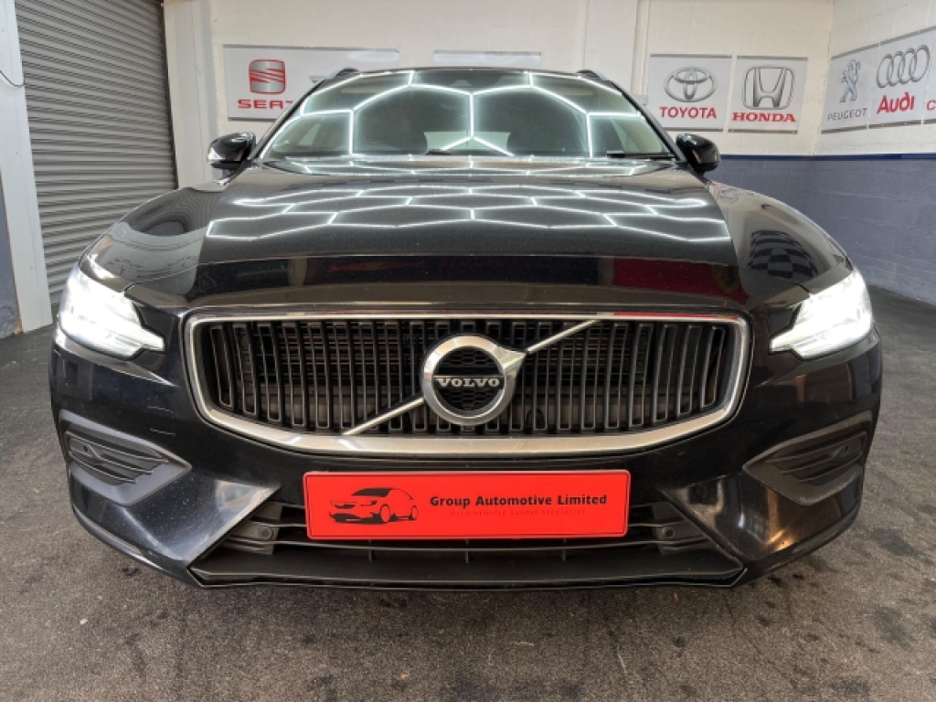 Used Volvo V60 2020 for sale - 76935474: Photo 2