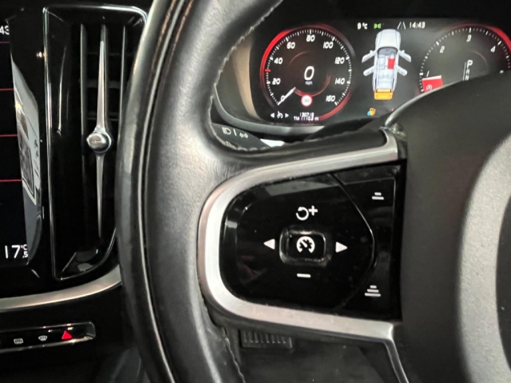 Used Volvo V60 2020 for sale - 76935474: Photo 24