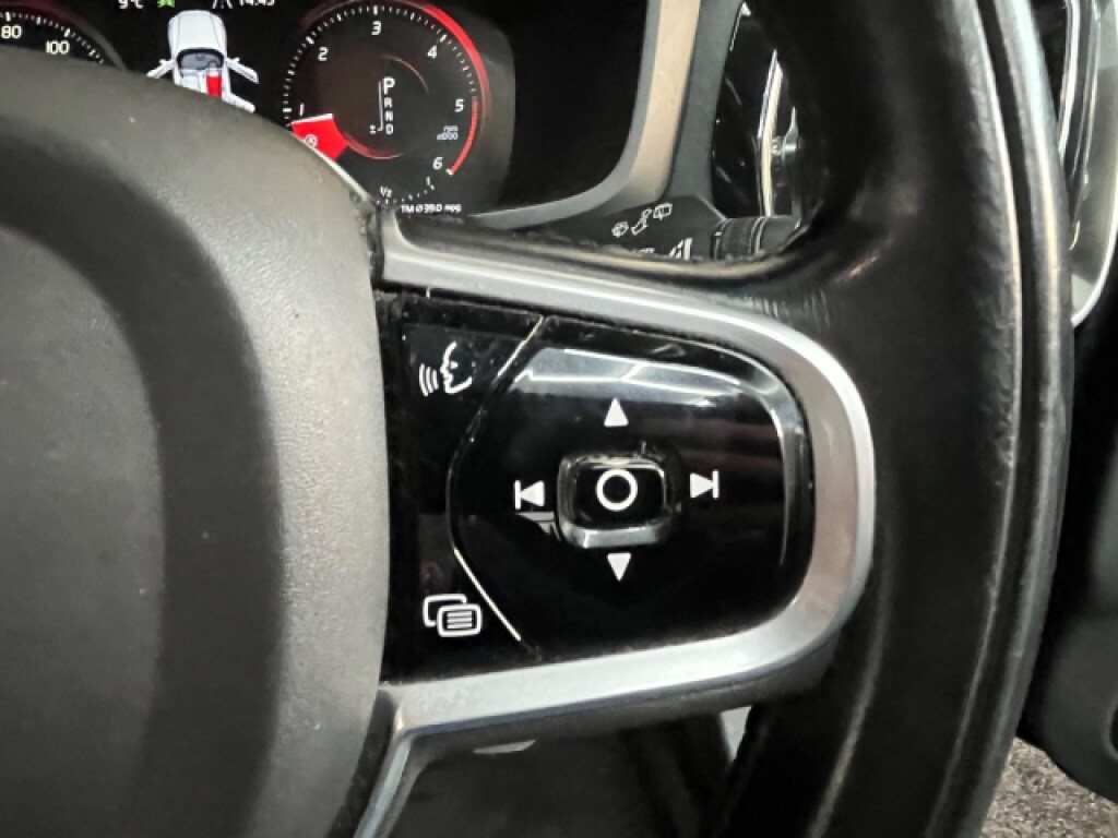 Used Volvo V60 2020 for sale - 76935474: Photo 25