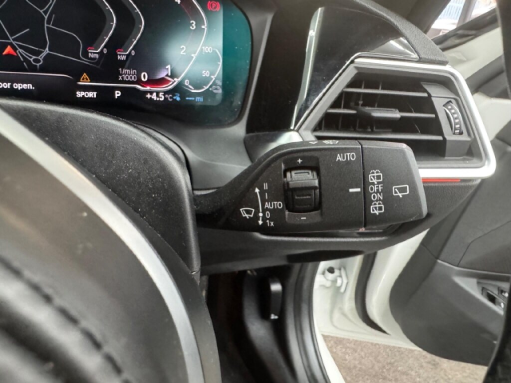 Used BMW 3 Series 2022 for sale - 77690240: Photo 54