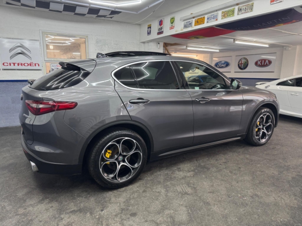 Used Alfa Romeo Stelvio 2019 for sale - 77690244: Photo 16