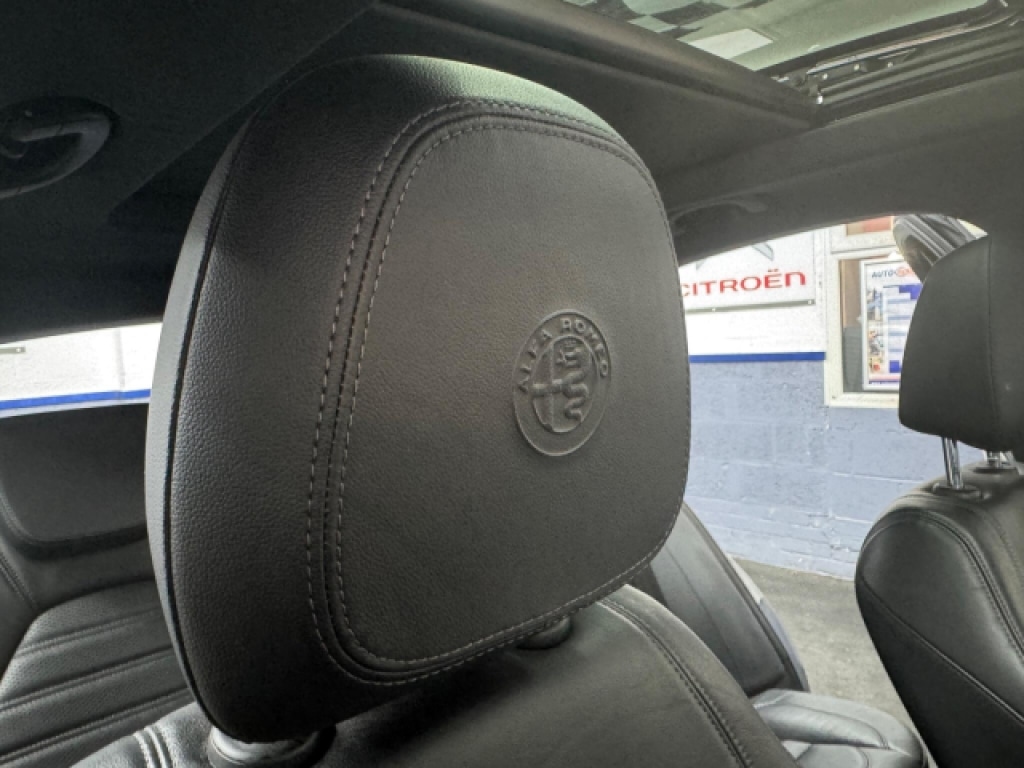 Used Alfa Romeo Stelvio 2019 for sale - 77690244: Photo 34