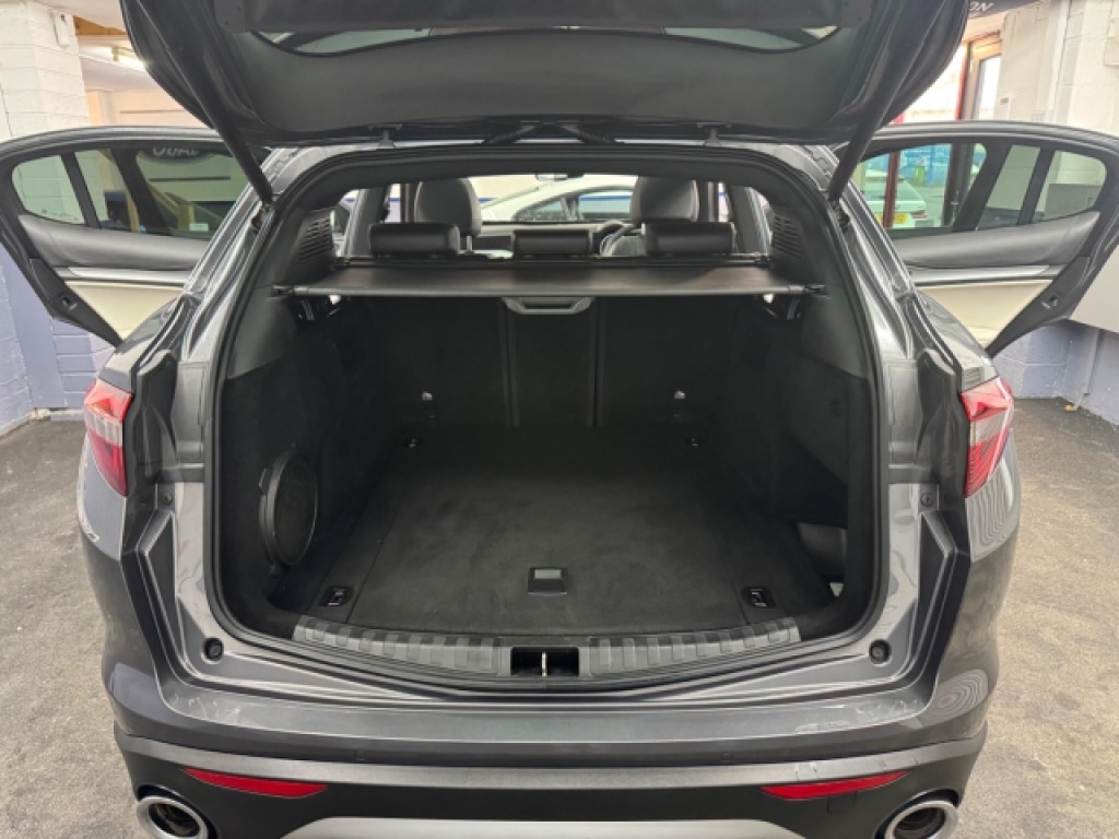 Used Alfa Romeo Stelvio 2019 for sale - 77690244: Photo 40