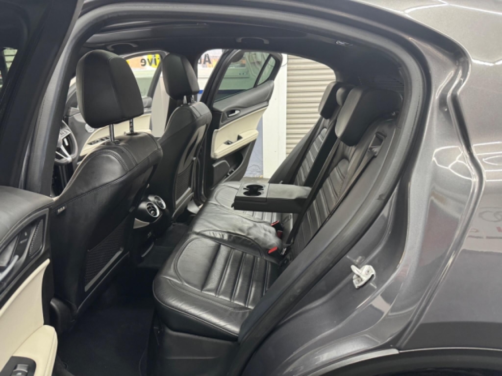Used Alfa Romeo Stelvio 2019 for sale - 77690244: Photo 41