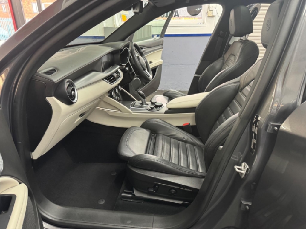 Used Alfa Romeo Stelvio 2019 for sale - 77690244: Photo 46