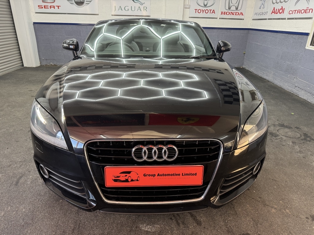 Used Audi TT 2011 for sale - 77731174: Photo 2