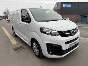 Vauxhall Vivaro feature image