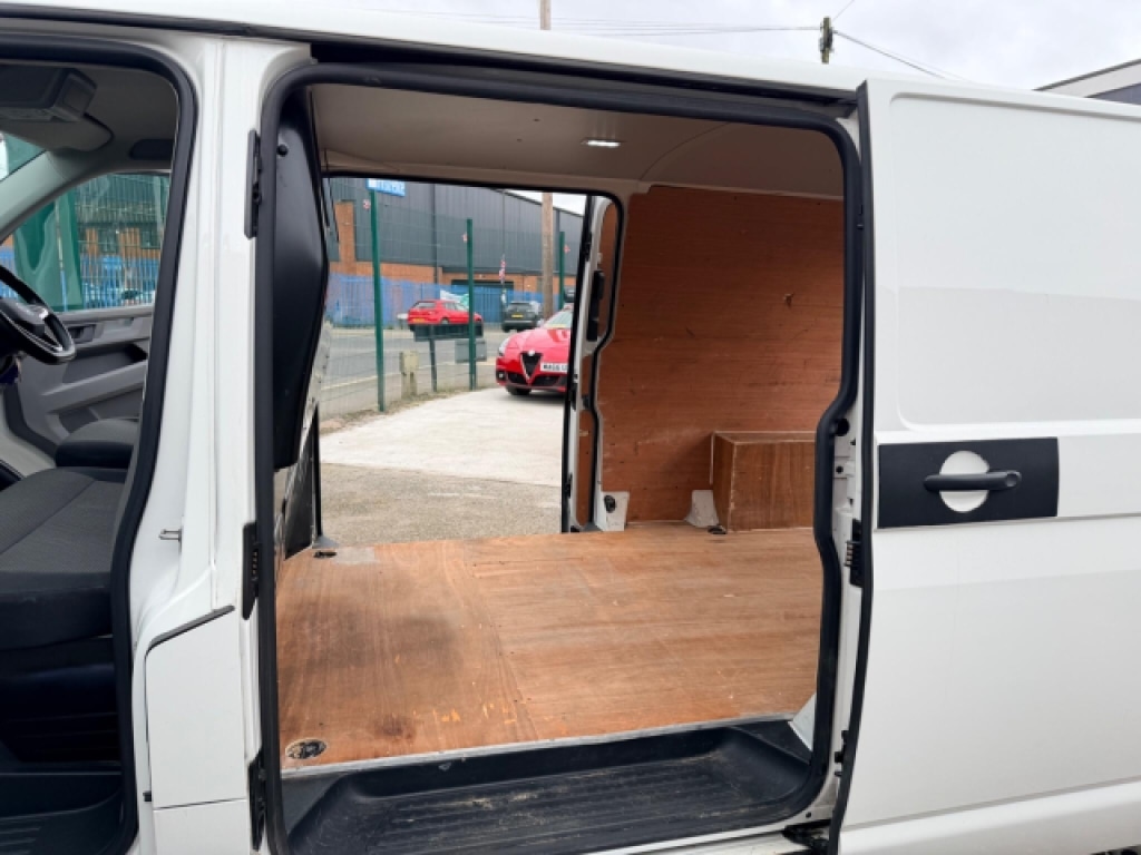 Used Volkswagen Transporter 2023 for sale - 78031964: Photo 12