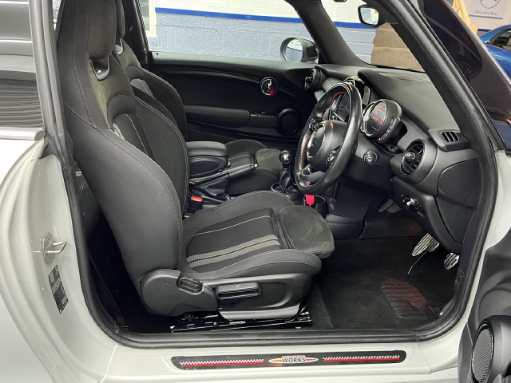 Used MINI Hatch 2019 for sale - 76885185: Photo 20