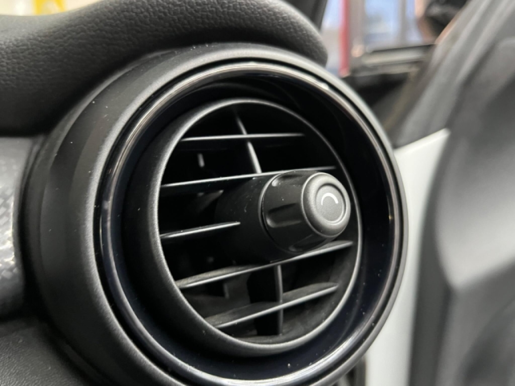 Used MINI Hatch 2019 for sale - 76885185: Photo 28