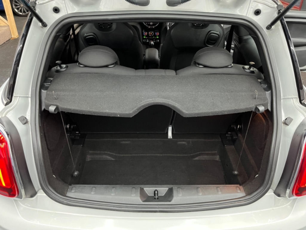 Used MINI Hatch 2019 for sale - 76885185: Photo 39