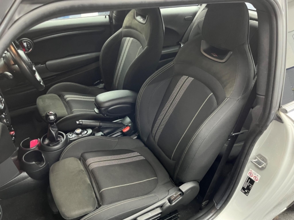 Used MINI Hatch 2019 for sale - 76885185: Photo 40