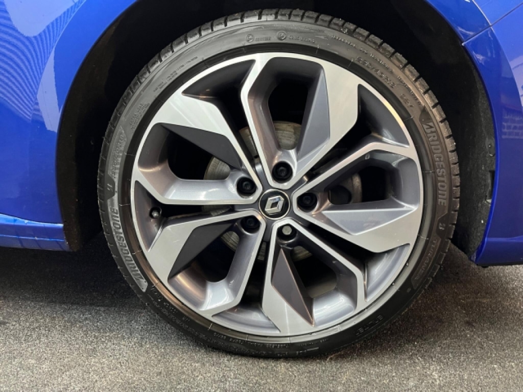 Used Renault Megane 2019 for sale - 76885186: Photo 12